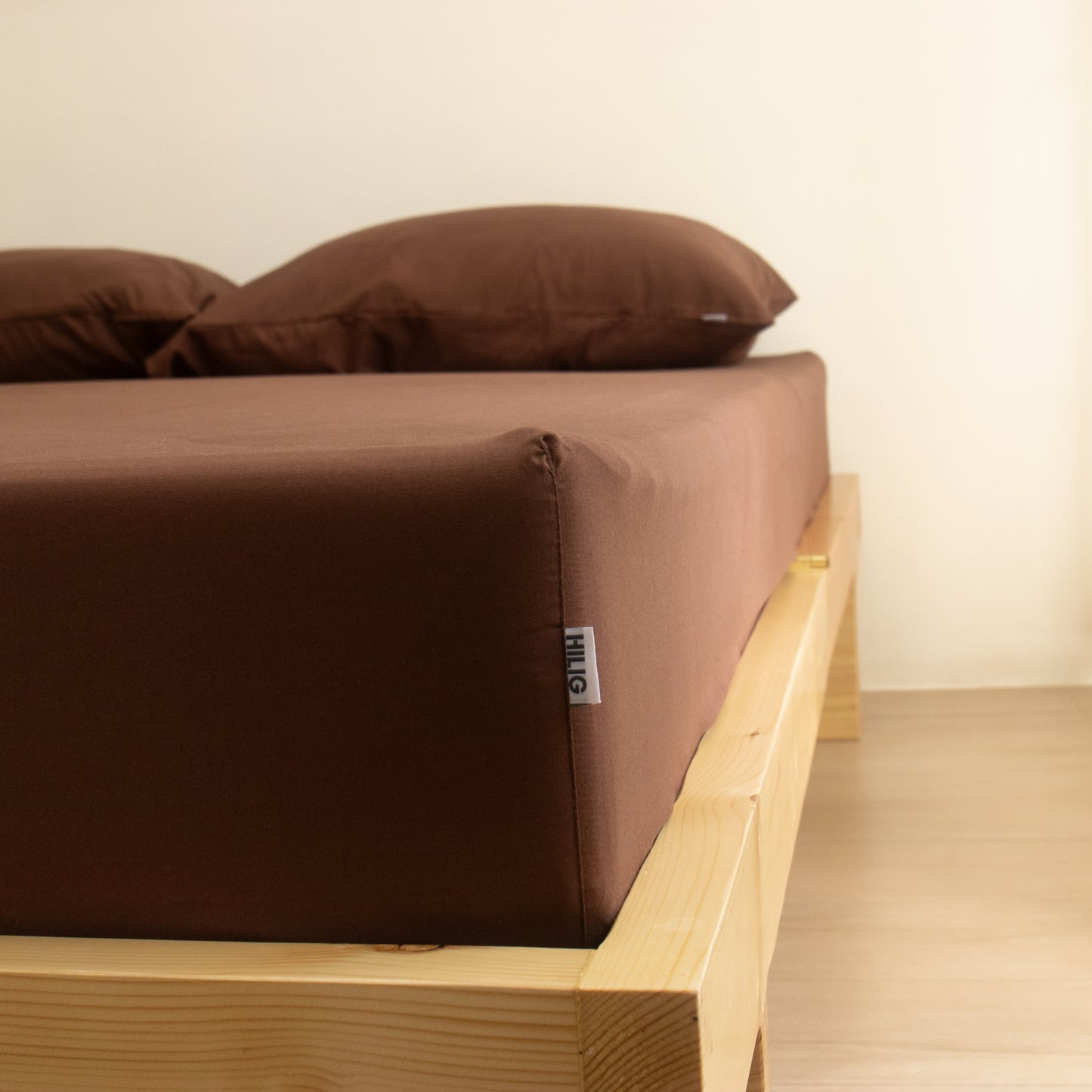 3-in-1 Bed Sheet Set 'Chocolate'