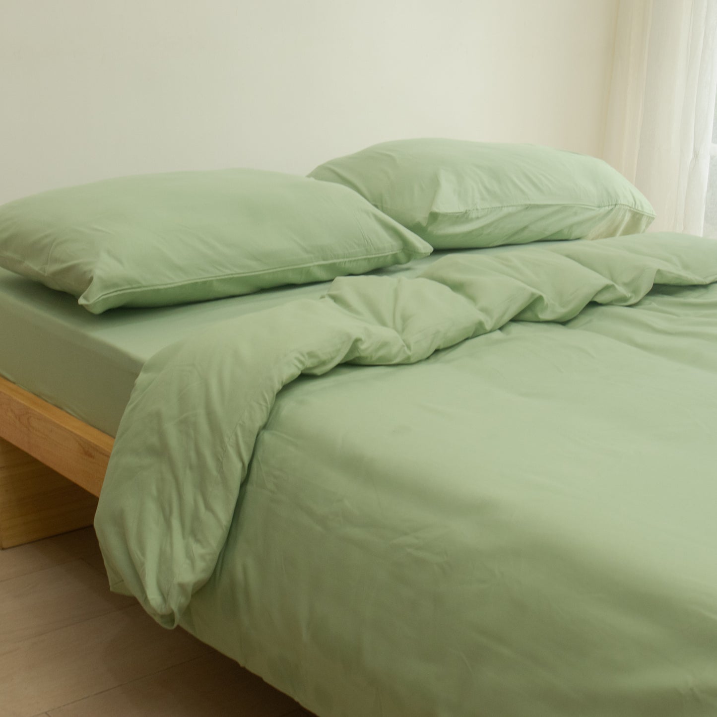 7-in-1 Bed Sheet Set 'Sage Green'