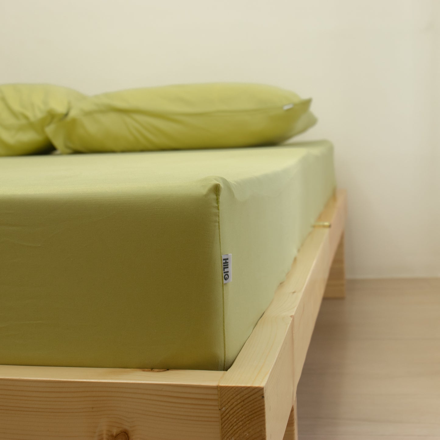 3-in-1 Bed Sheet Set 'Guac'