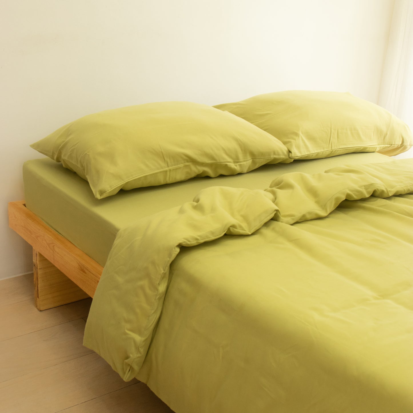 7-in-1 Bed Sheet Set 'Guac'