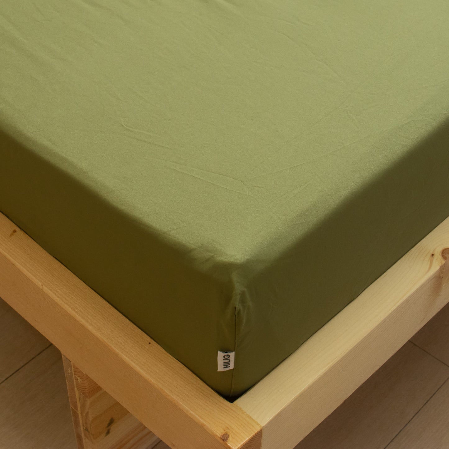 3-in-1 Bed Sheet Set 'Olive Green'