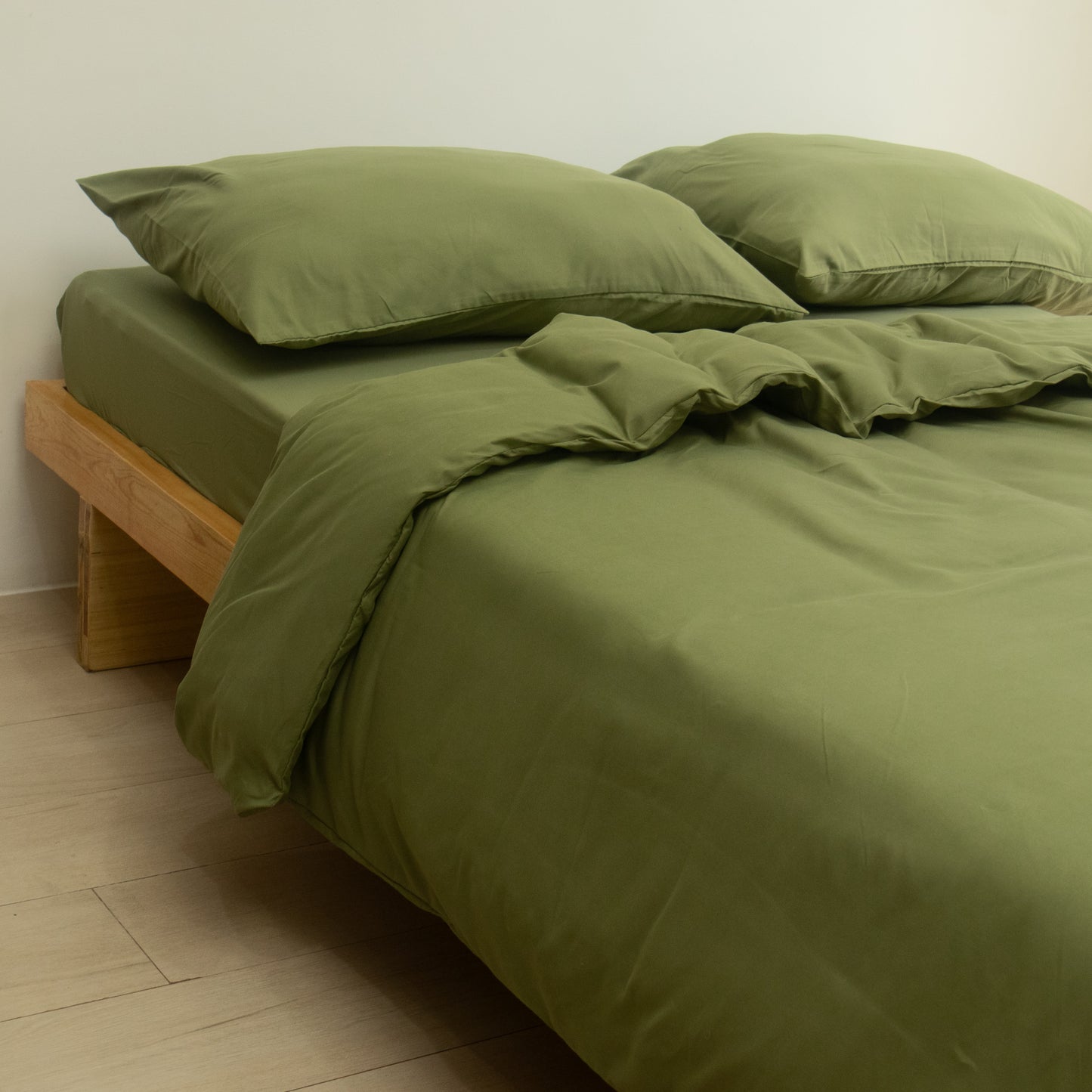 4-in-1 Bed Sheet Set 'Olive Green'