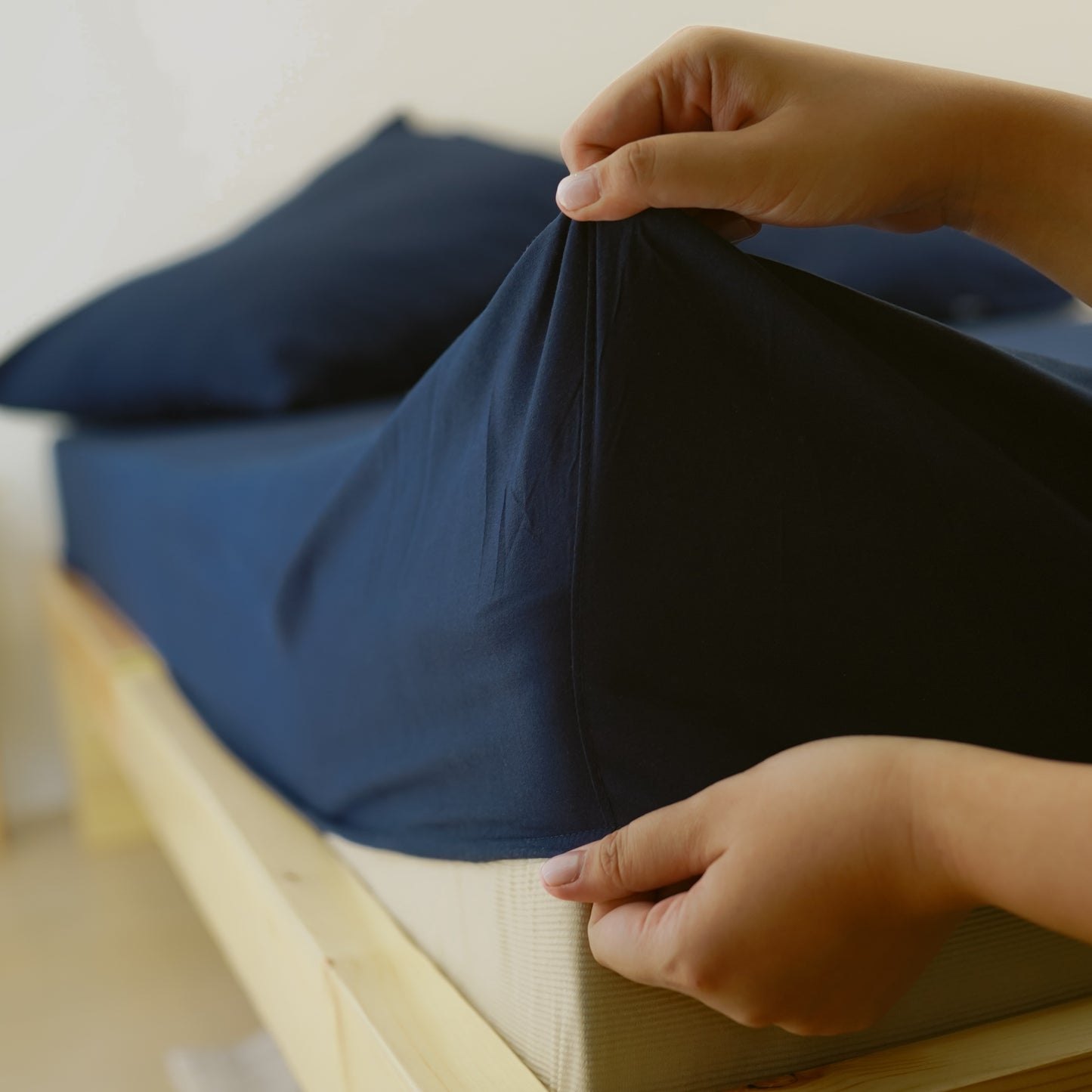 7-in-1 Bed Sheet Set 'Midnight Blue'